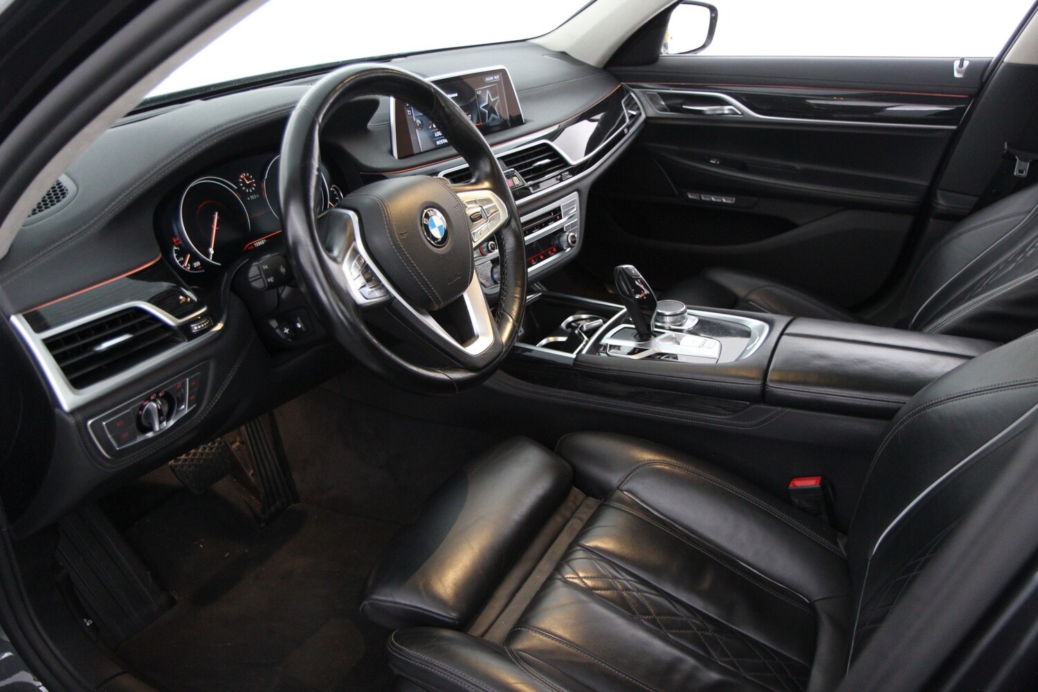 BMW 740 vaihtoauto