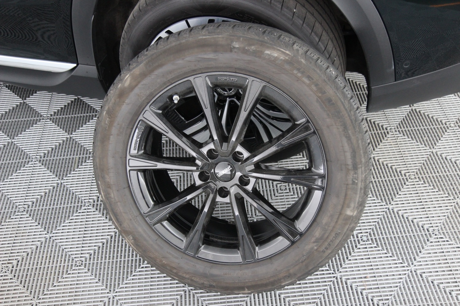 Mercedes-Benz EQE vaihtoauto