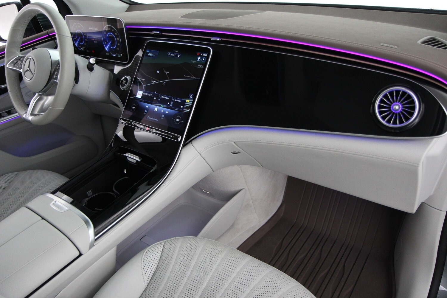 Mercedes-Benz EQE vaihtoauto