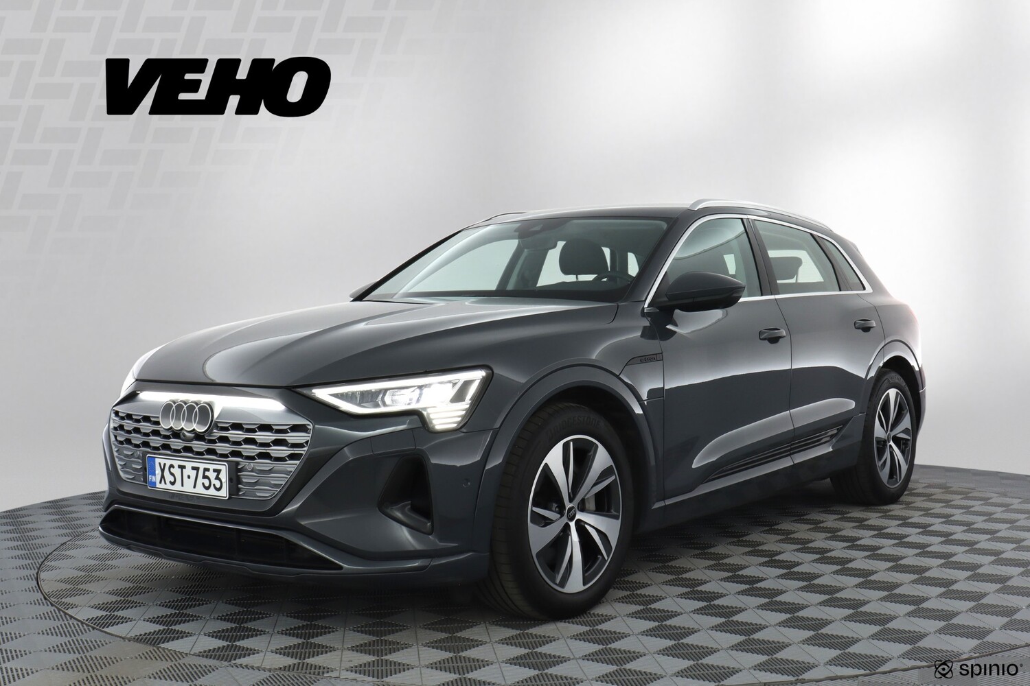 Audi Q8 e-tron vaihtoauto
