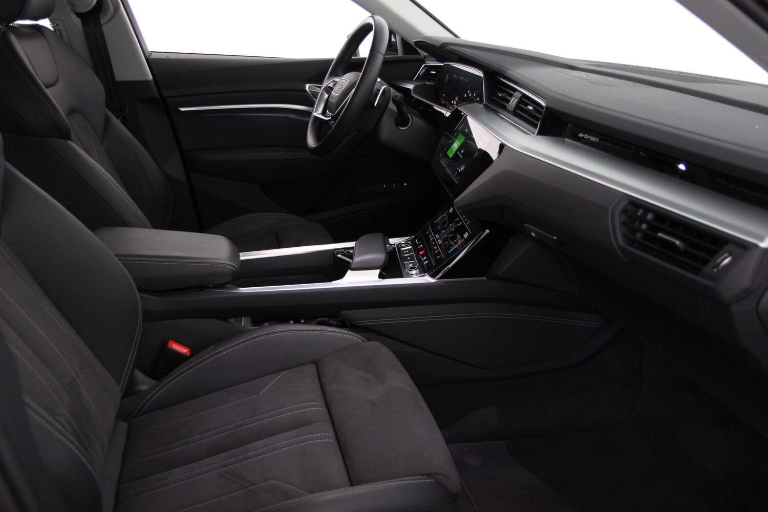 Audi Q8 e-tron vaihtoauto