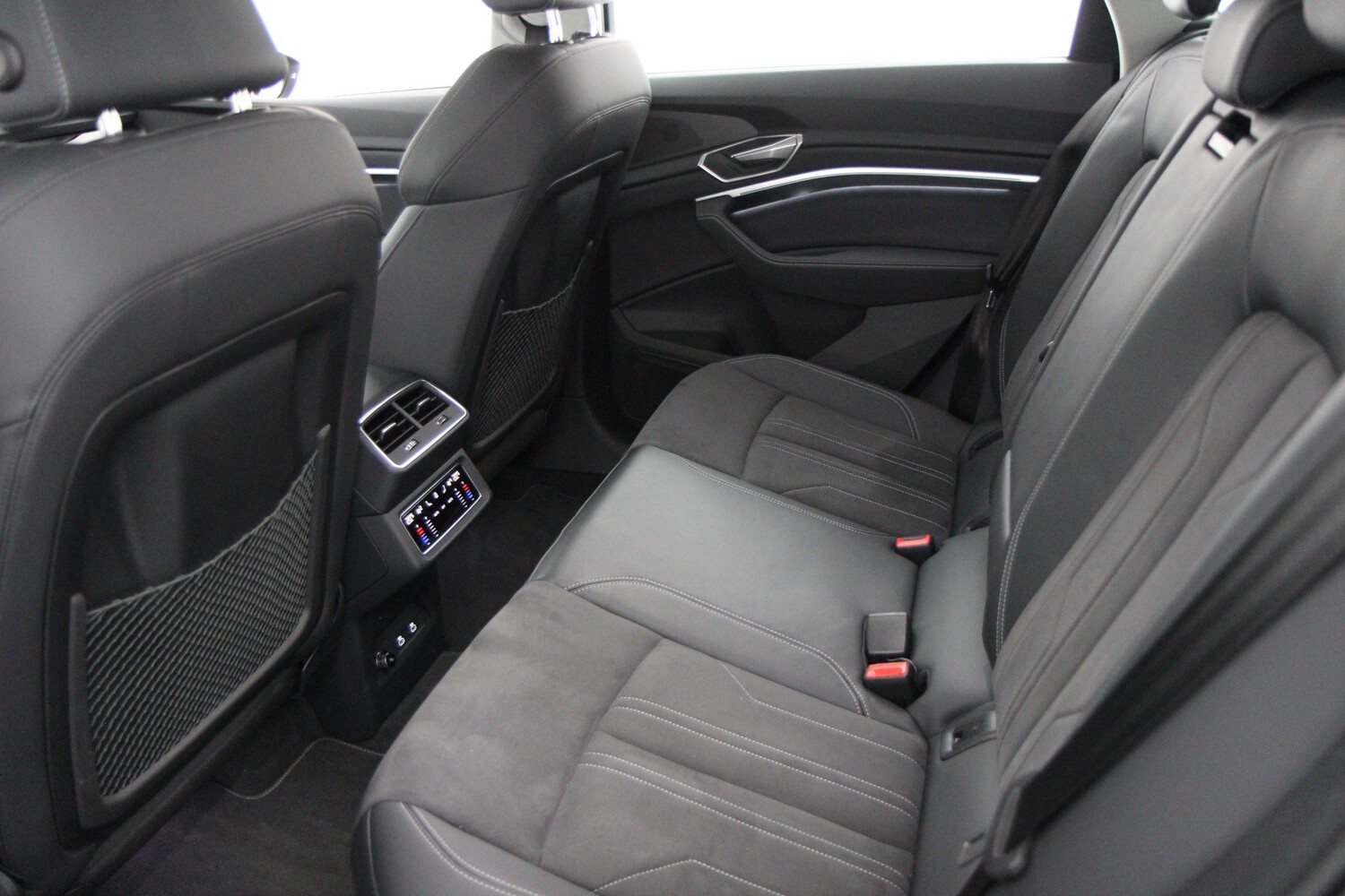 Audi Q8 e-tron vaihtoauto