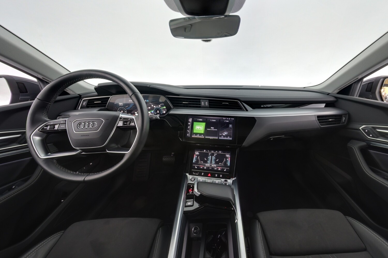 Audi Q8 e-tron vaihtoauto
