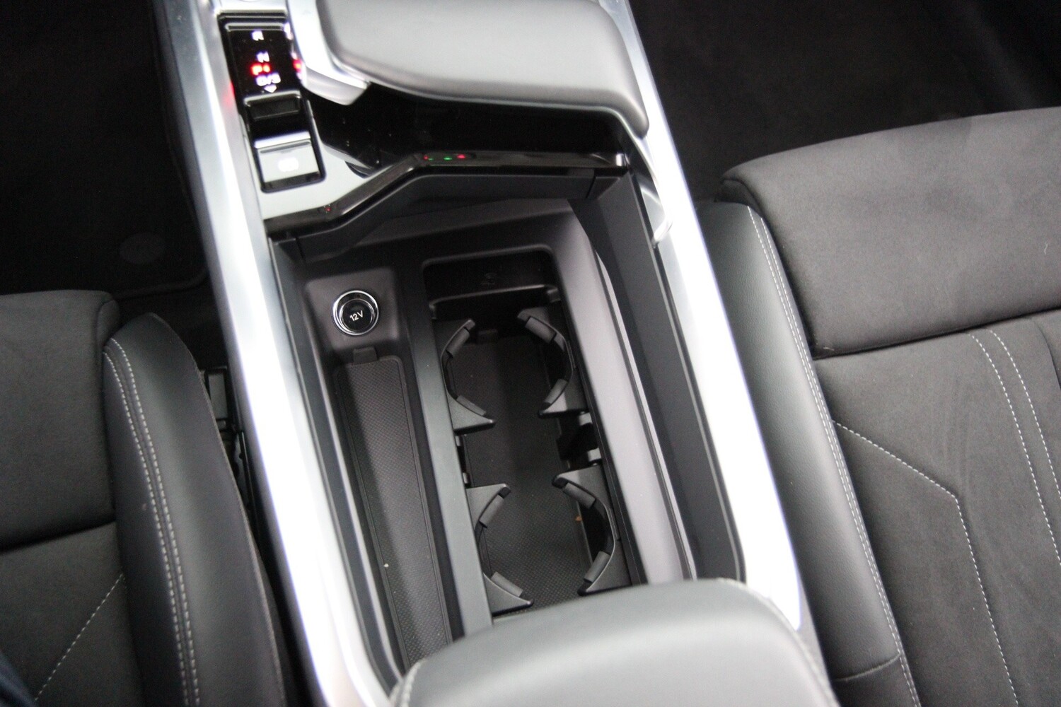 Audi Q8 e-tron vaihtoauto