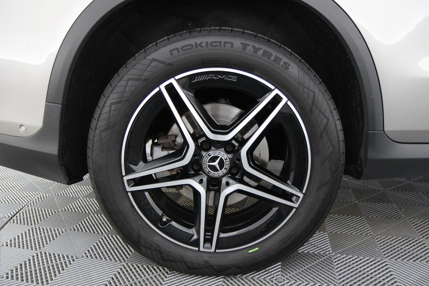 Mercedes-Benz GLC vaihtoauto