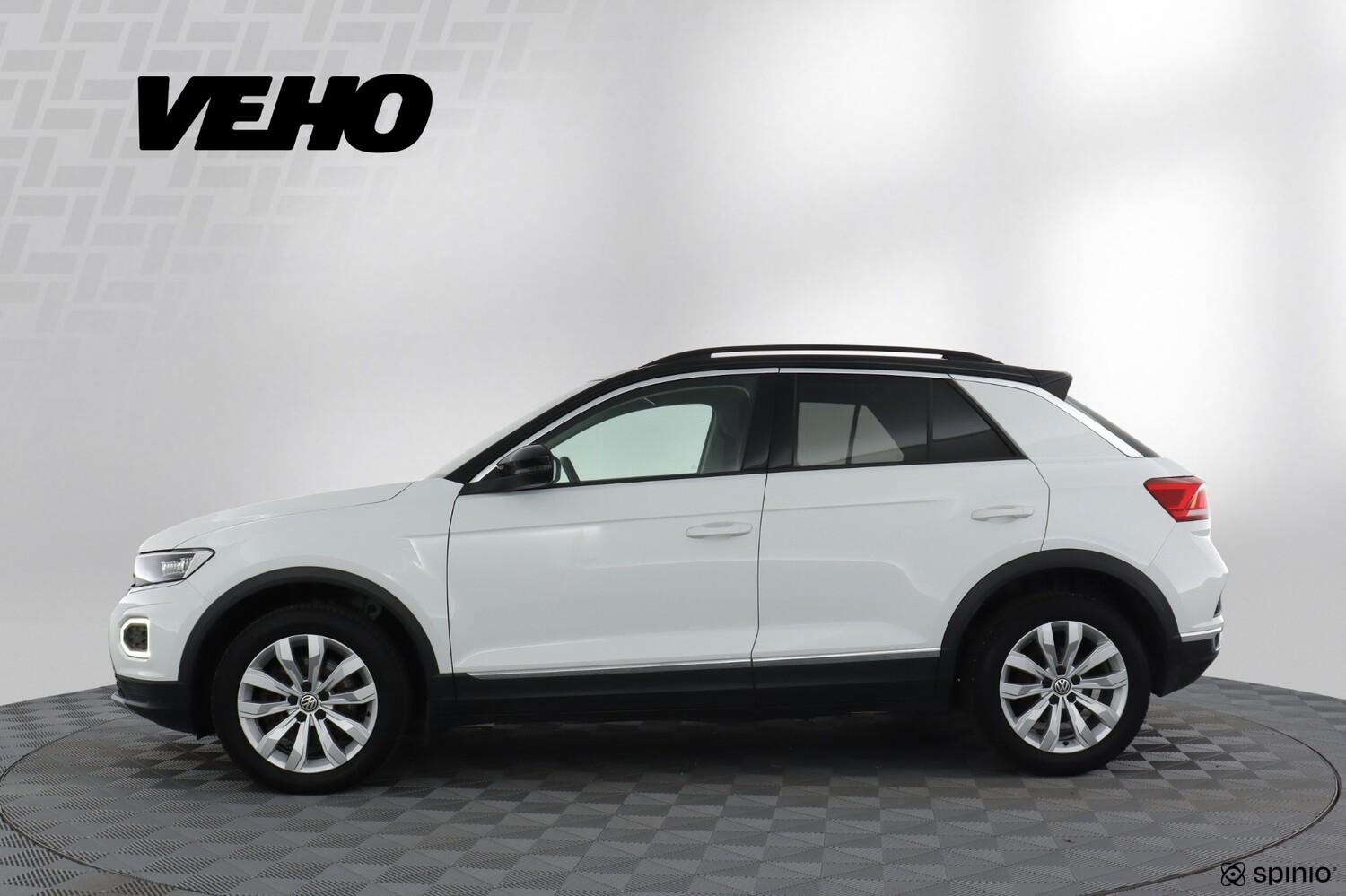 Volkswagen T-Roc vaihtoauto