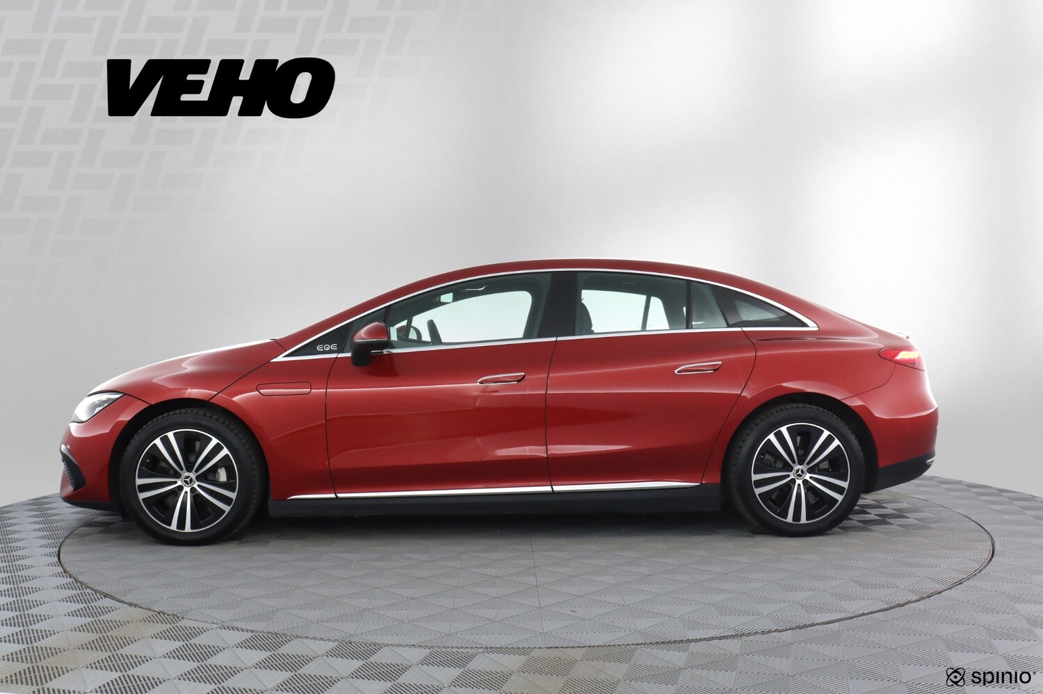 Mercedes-Benz EQE vaihtoauto