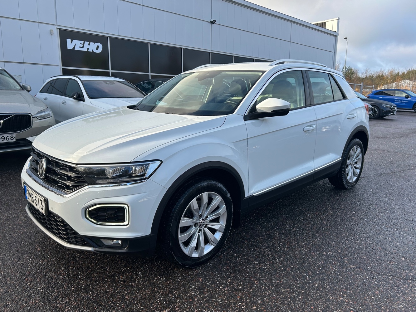 Volkswagen T-Roc vaihtoauto