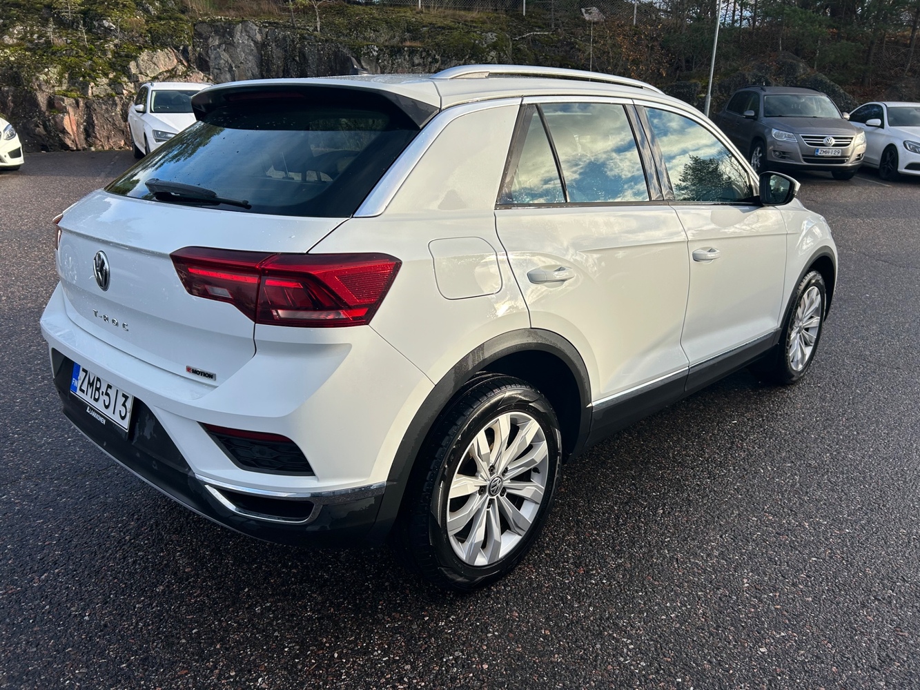 Volkswagen T-Roc vaihtoauto