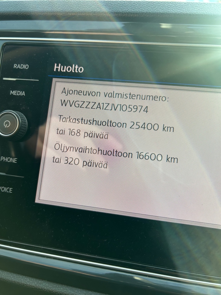 Volkswagen T-Roc vaihtoauto