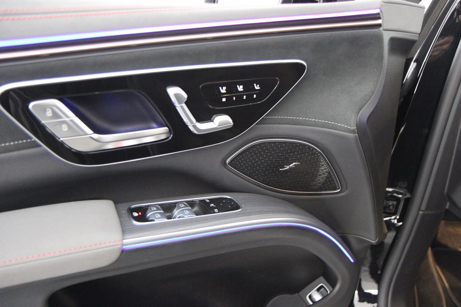 Mercedes-Benz EQS vaihtoauto