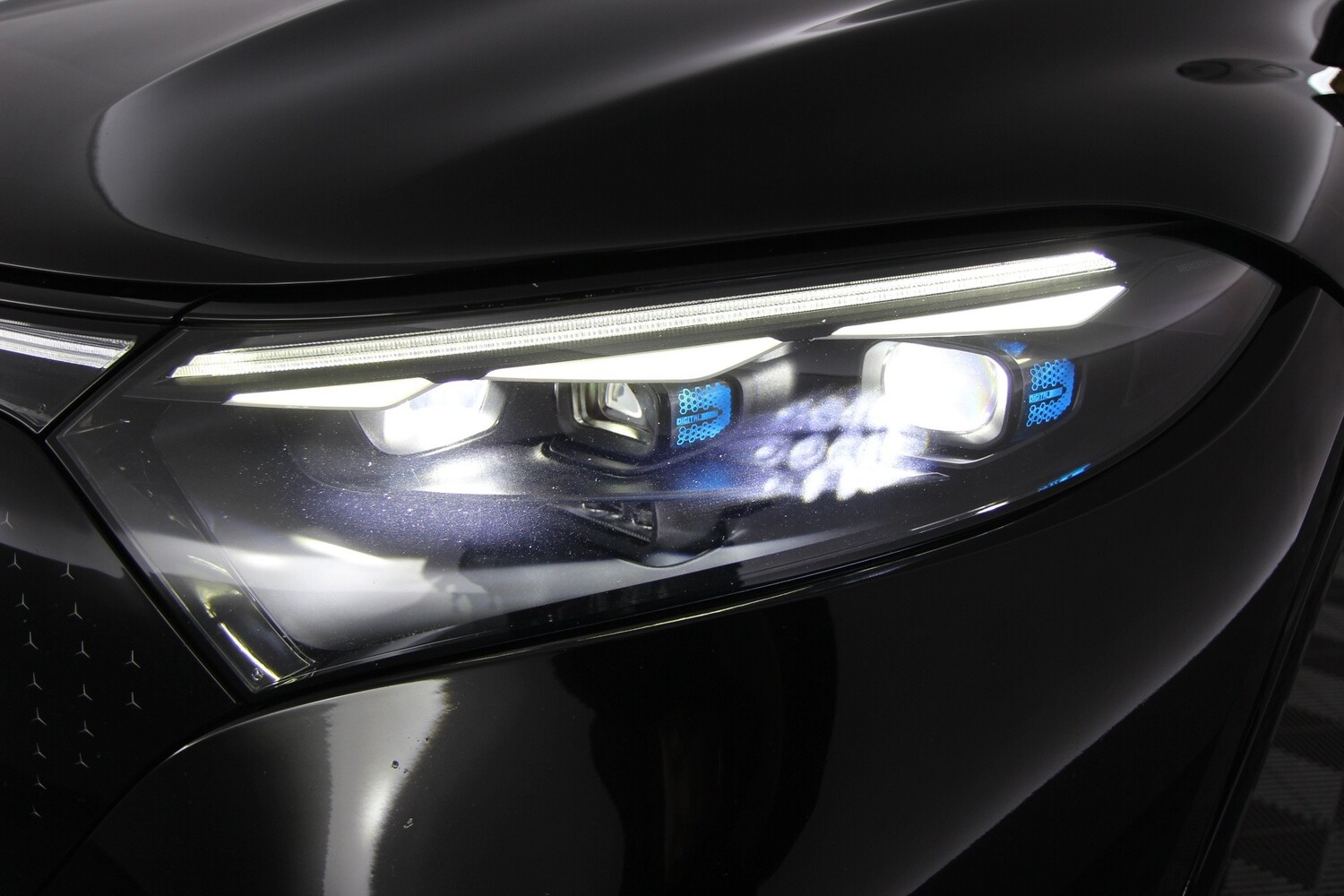 Mercedes-Benz EQS vaihtoauto