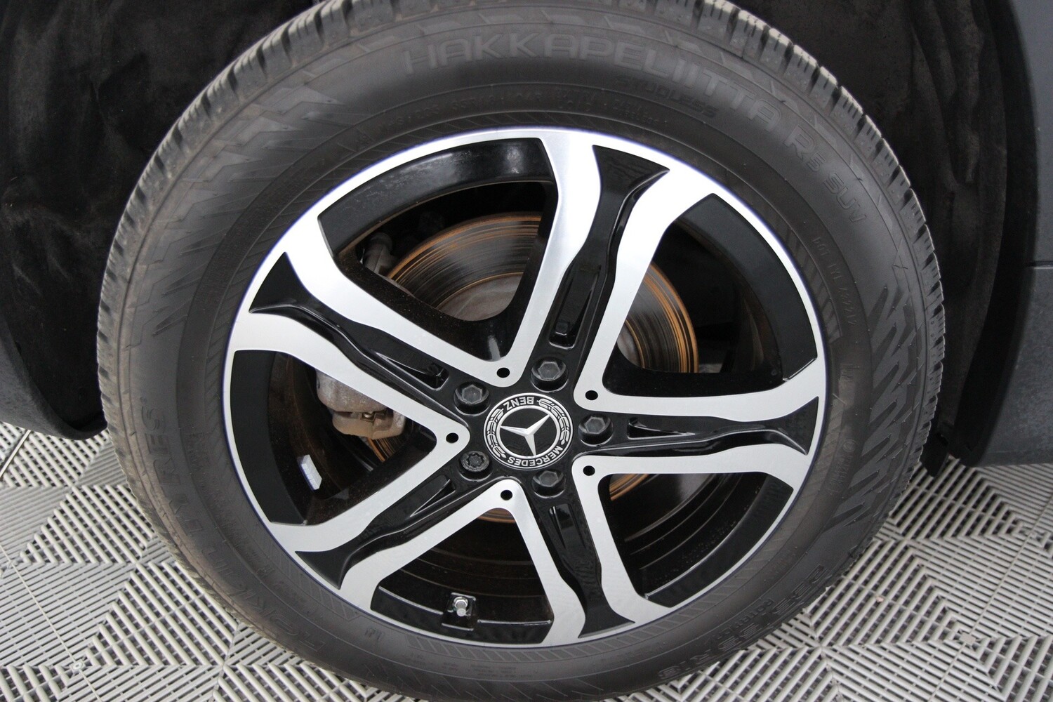 Mercedes-Benz EQB vaihtoauto
