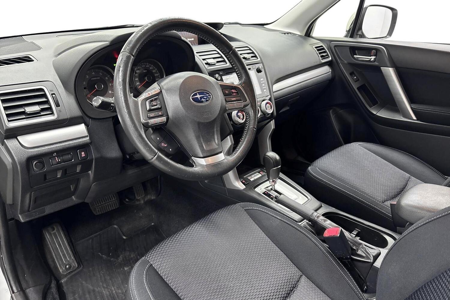Subaru Forester vaihtoauto