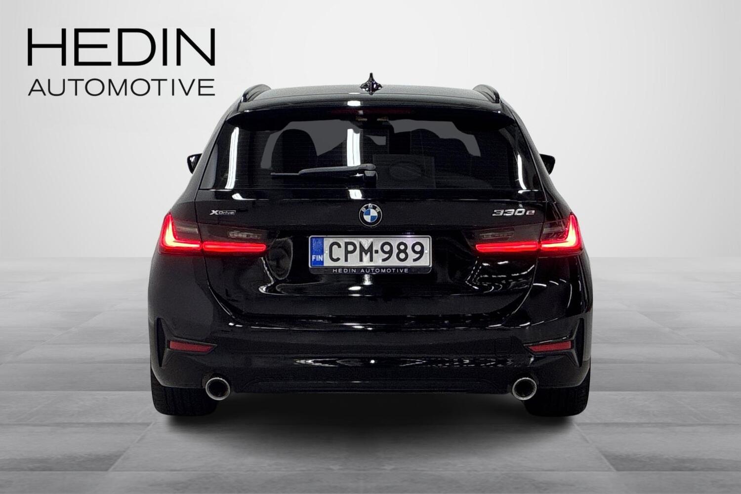 BMW 330 vaihtoauto