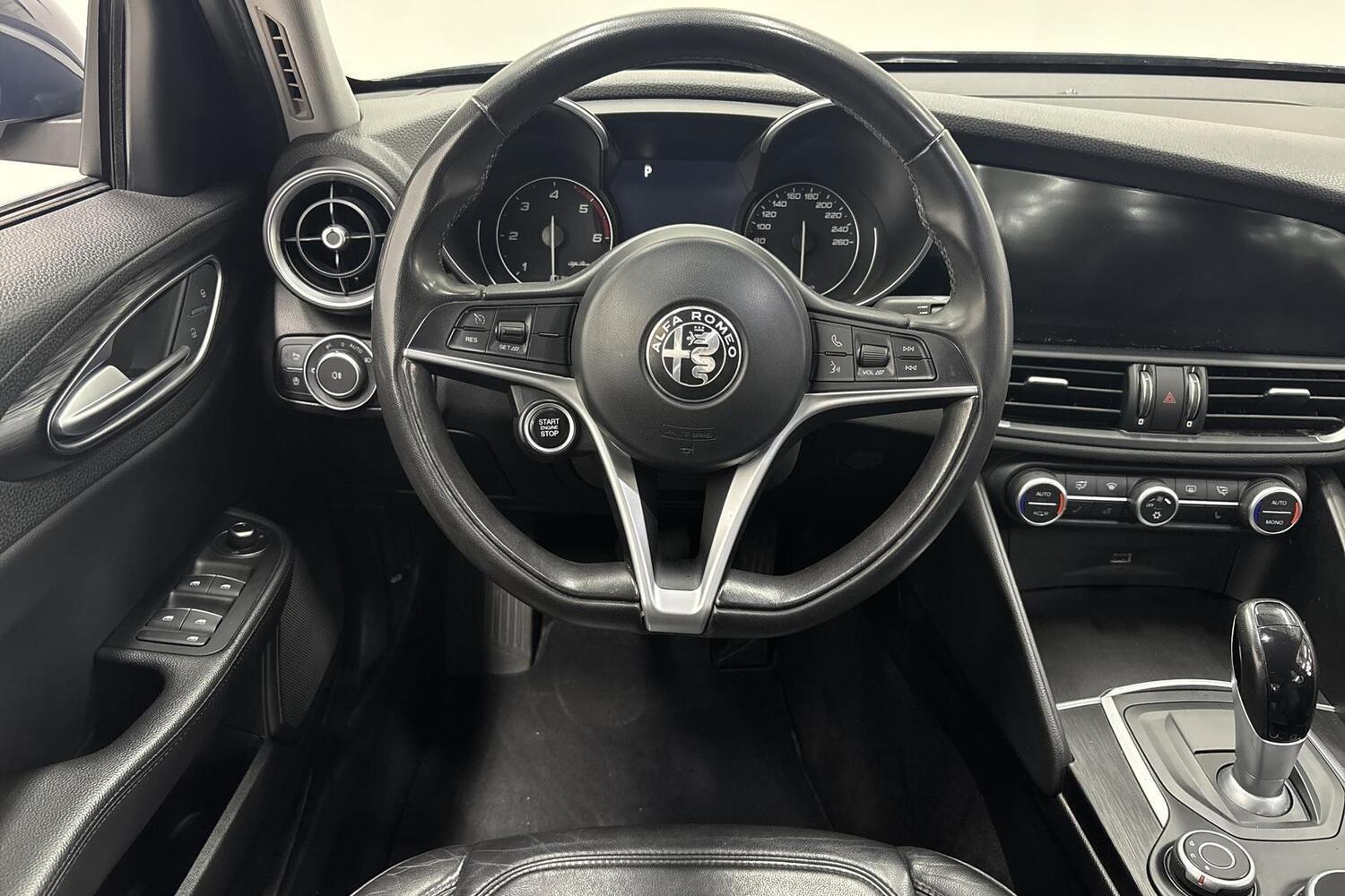 Alfa Romeo Giulia vaihtoauto