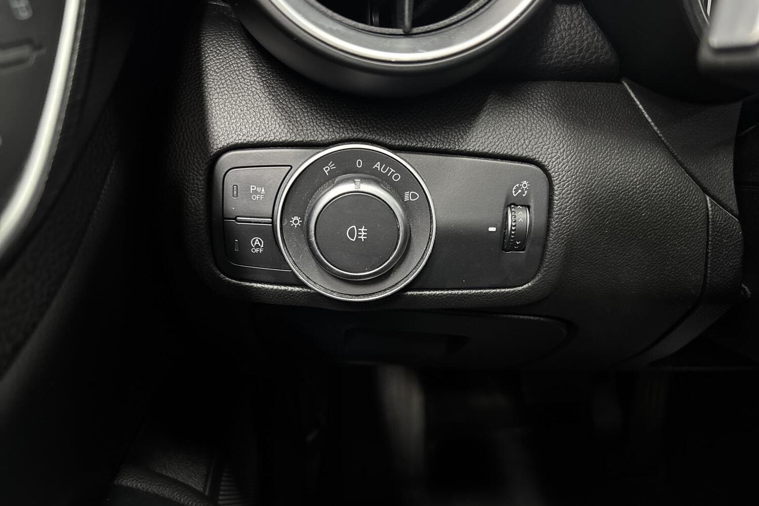 Alfa Romeo Giulia vaihtoauto