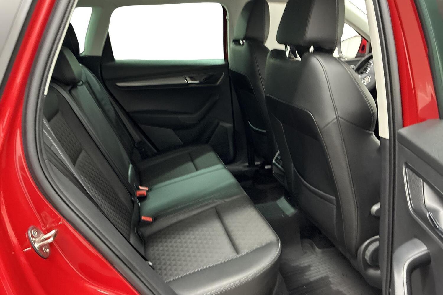 Skoda Karoq vaihtoauto