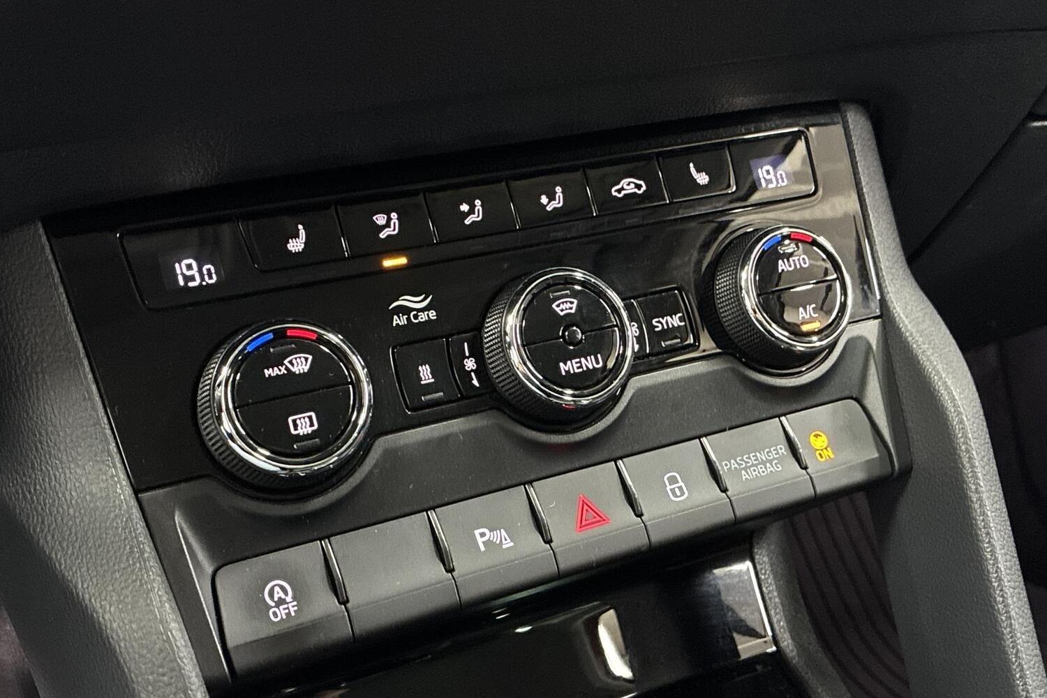 Skoda Karoq vaihtoauto