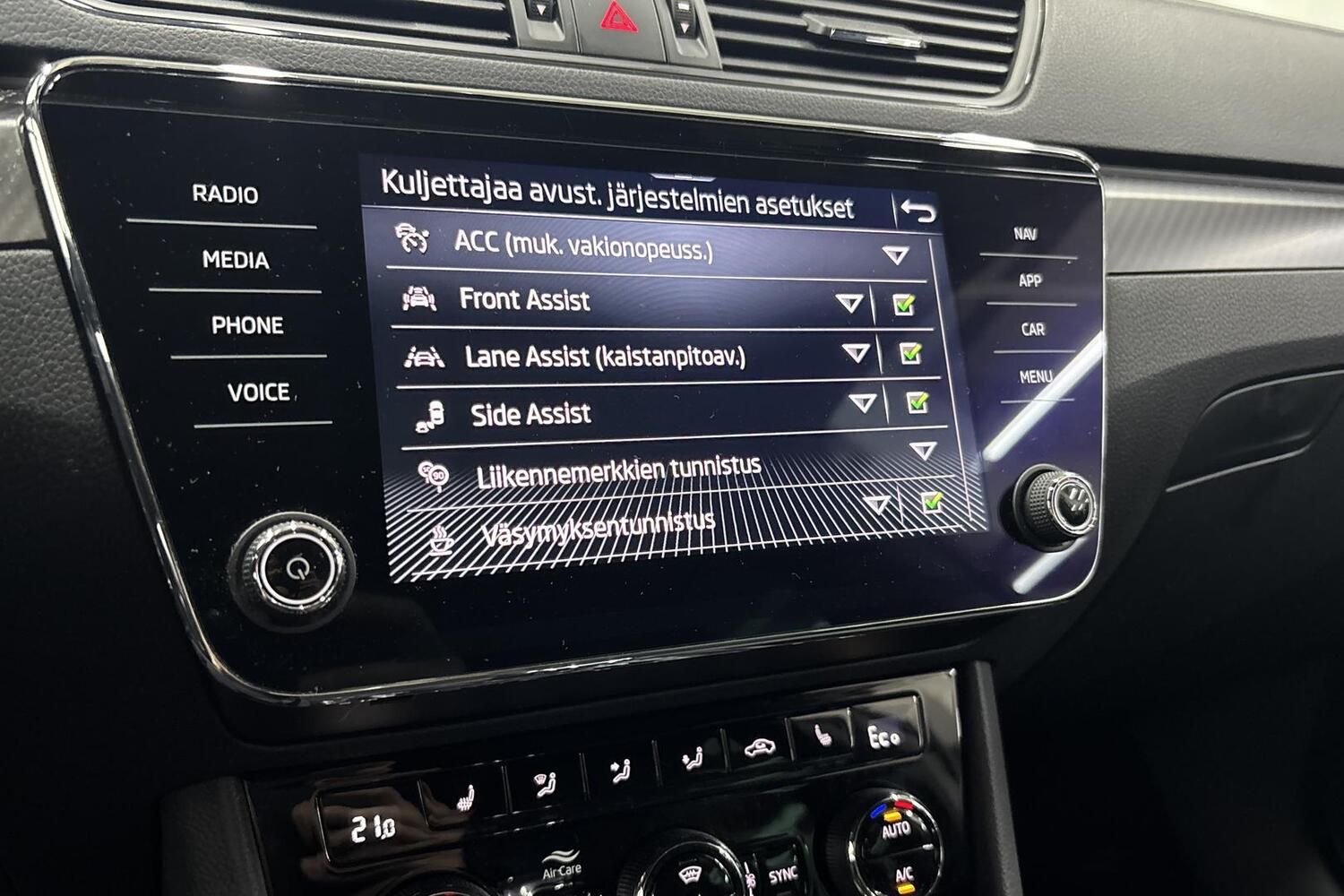 Skoda Superb vaihtoauto