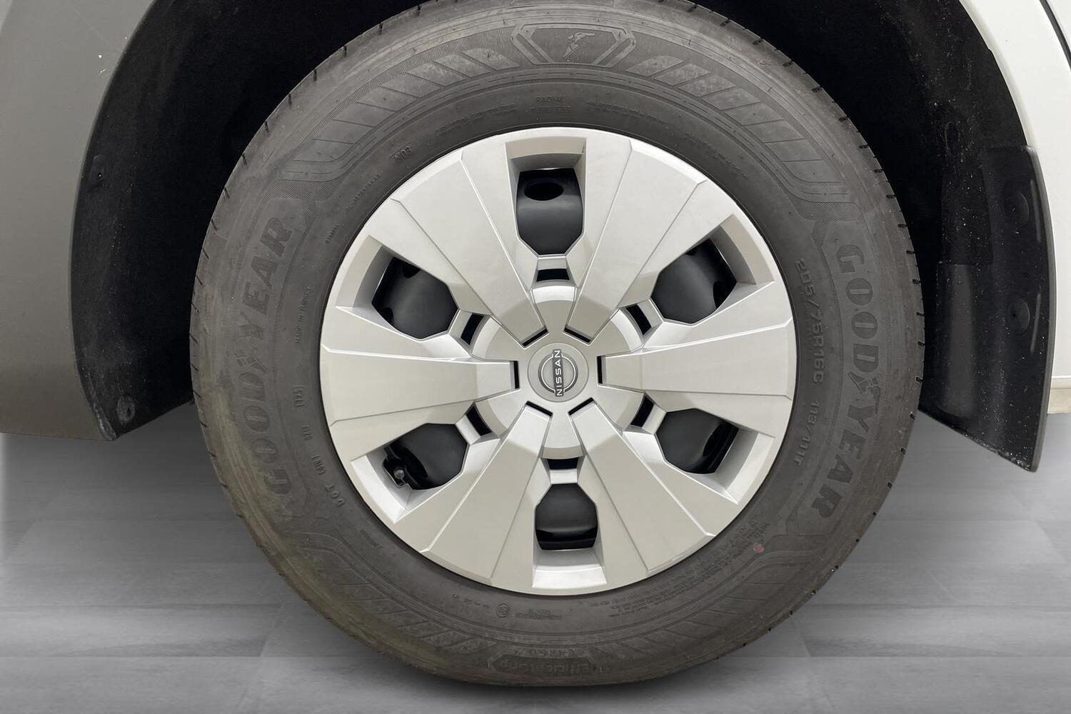 Nissan Interstar vaihtoauto