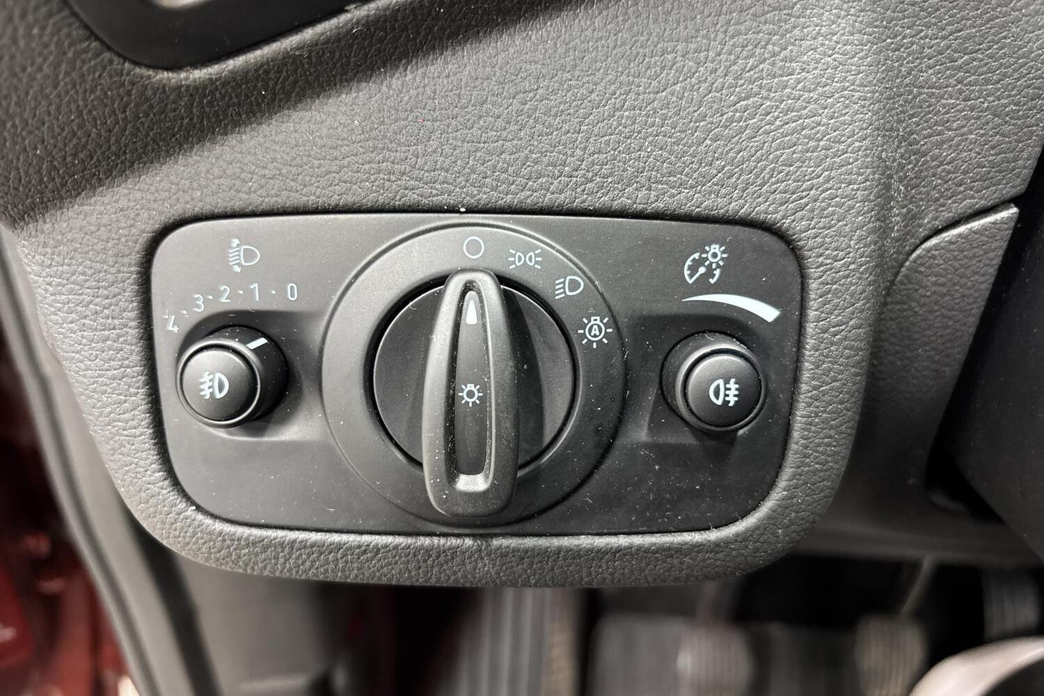 Ford C-MAX vaihtoauto