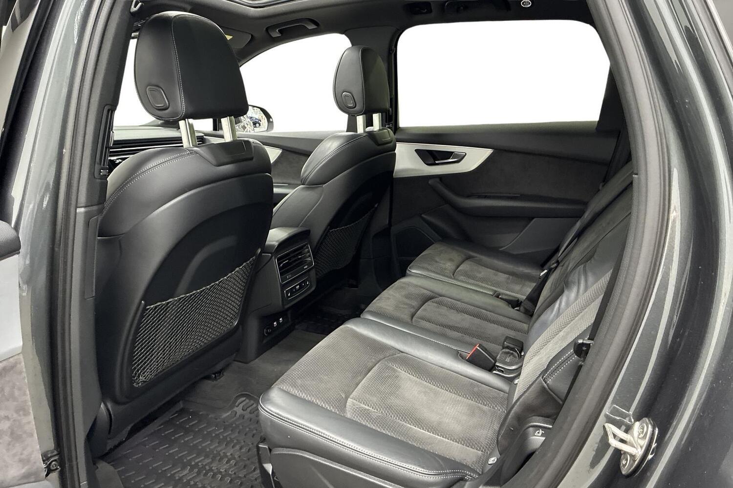 Audi Q7 vaihtoauto