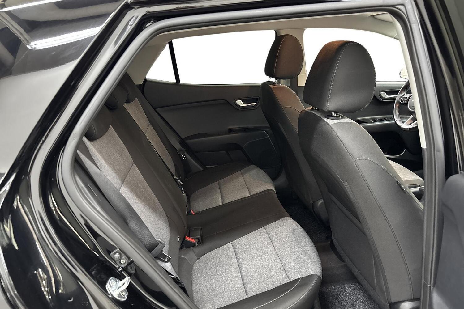 Kia Stonic vaihtoauto