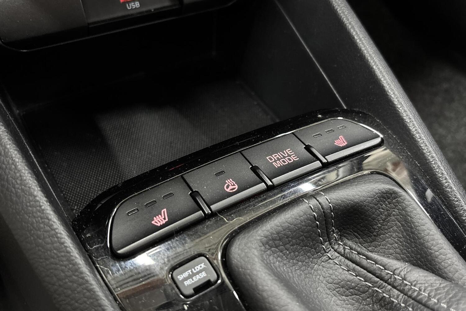 Kia Stonic vaihtoauto