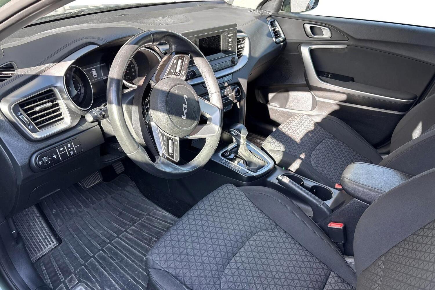 Kia Ceed vaihtoauto