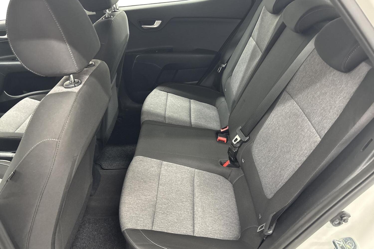 Kia Stonic vaihtoauto