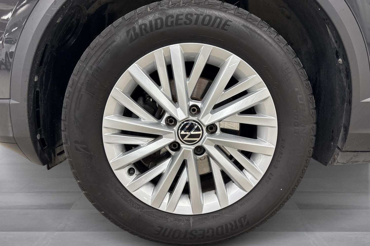 Volkswagen T-Roc vaihtoauto