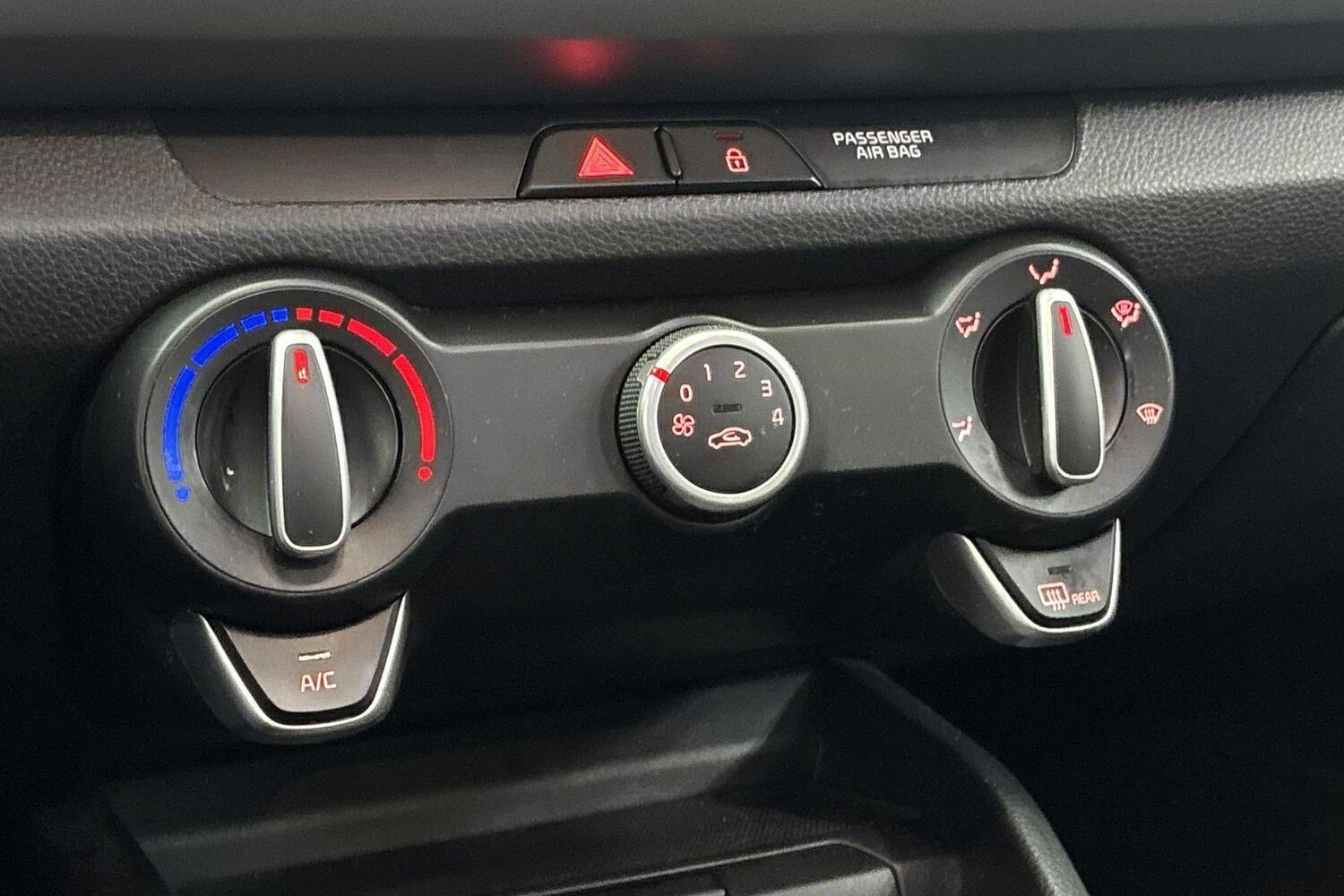 Kia Rio vaihtoauto