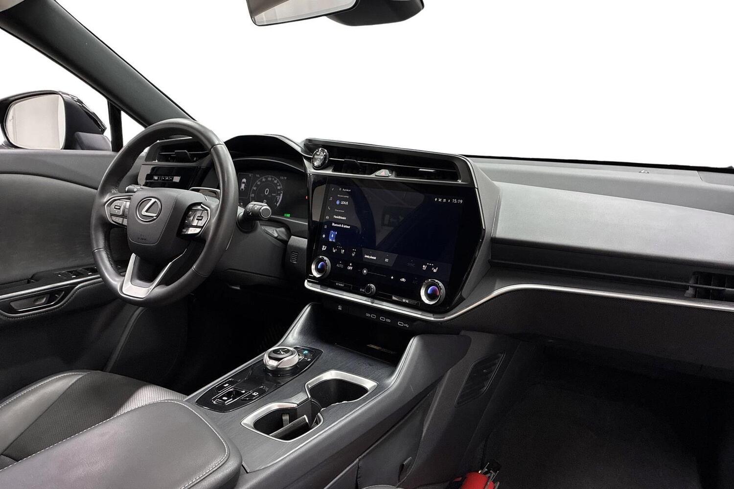 Lexus RZ vaihtoauto