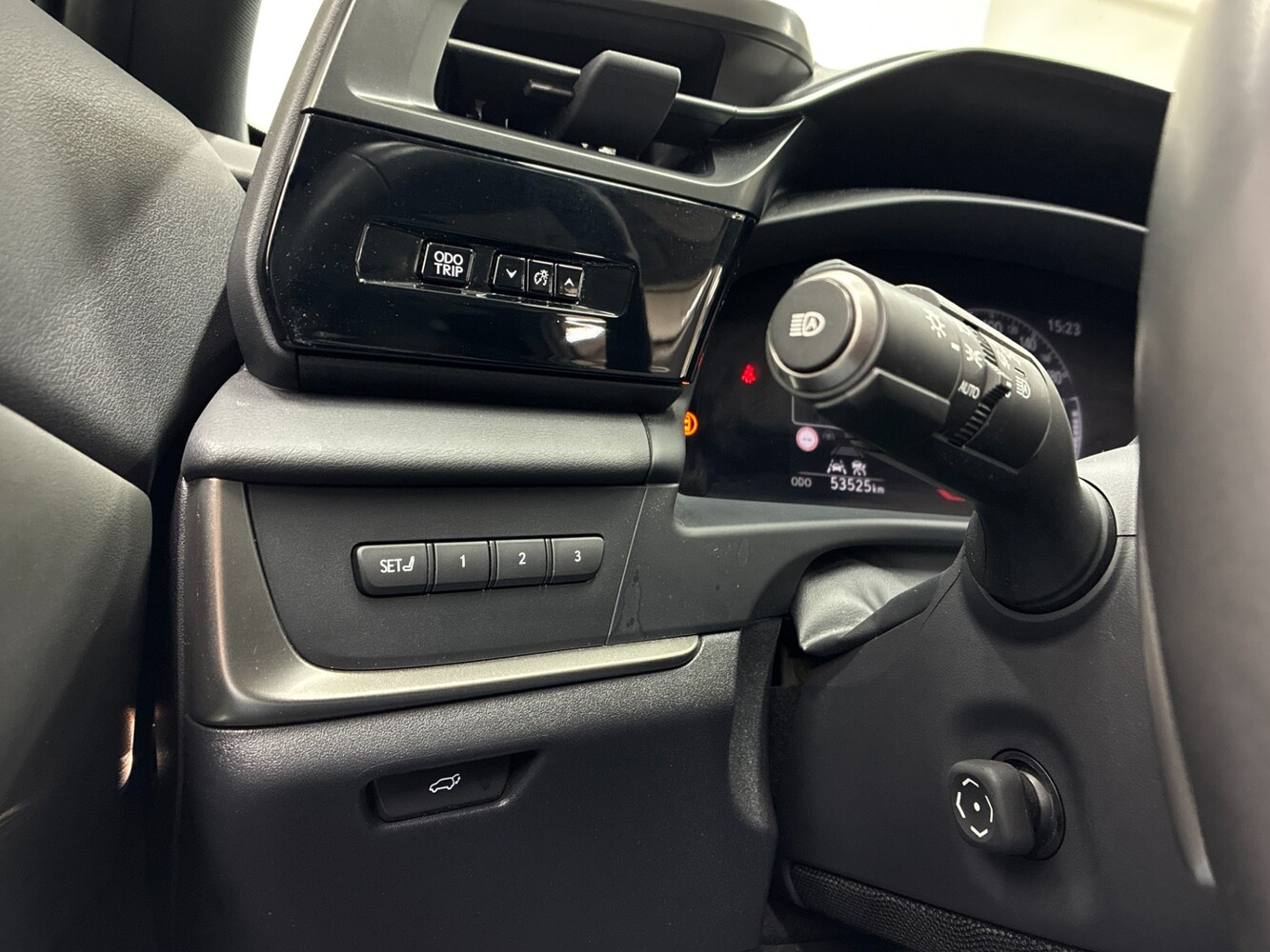 Lexus RZ vaihtoauto