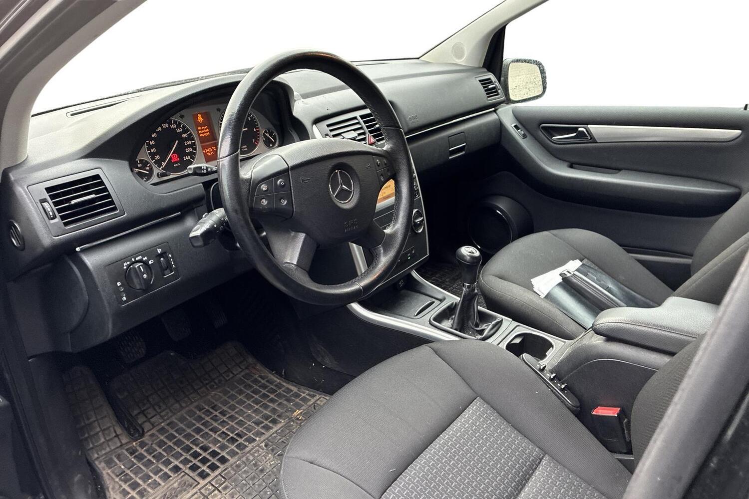 Mercedes-Benz B vaihtoauto