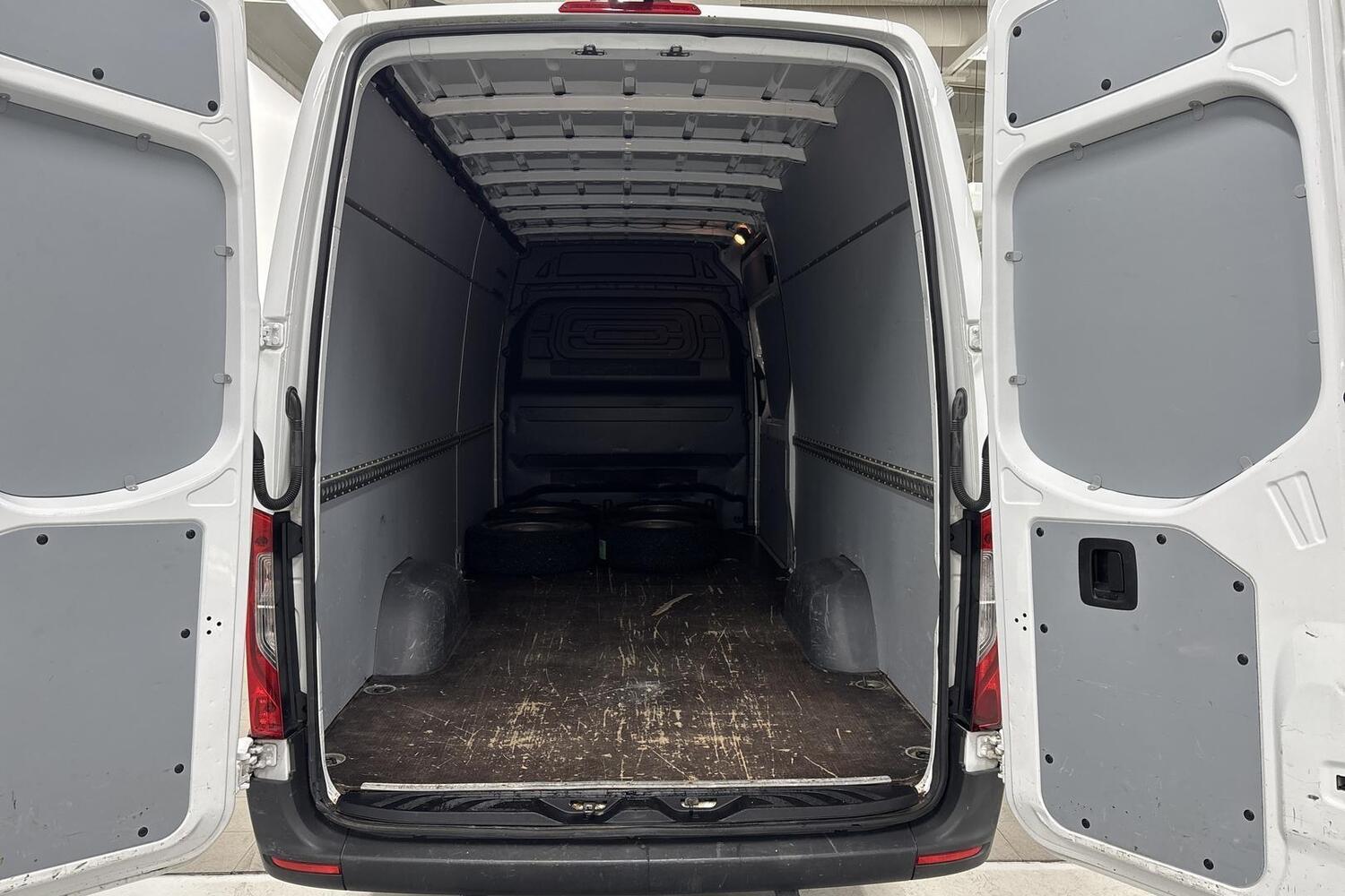 Mercedes-Benz Sprinter vaihtoauto