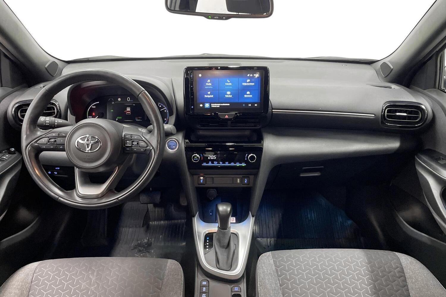 Toyota Yaris Cross vaihtoauto