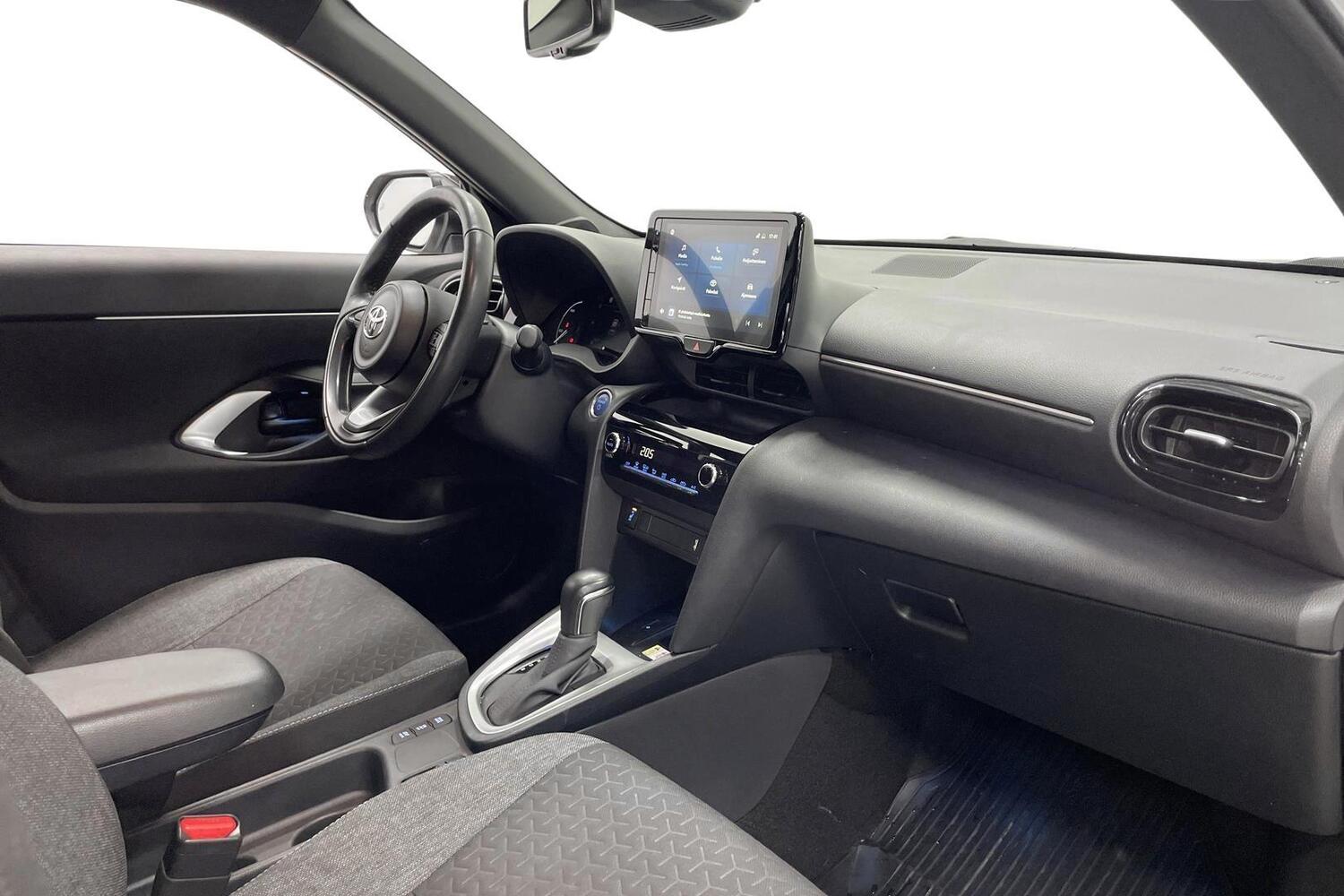 Toyota Yaris Cross vaihtoauto