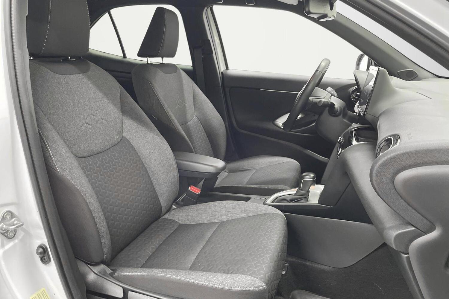 Toyota Yaris Cross vaihtoauto