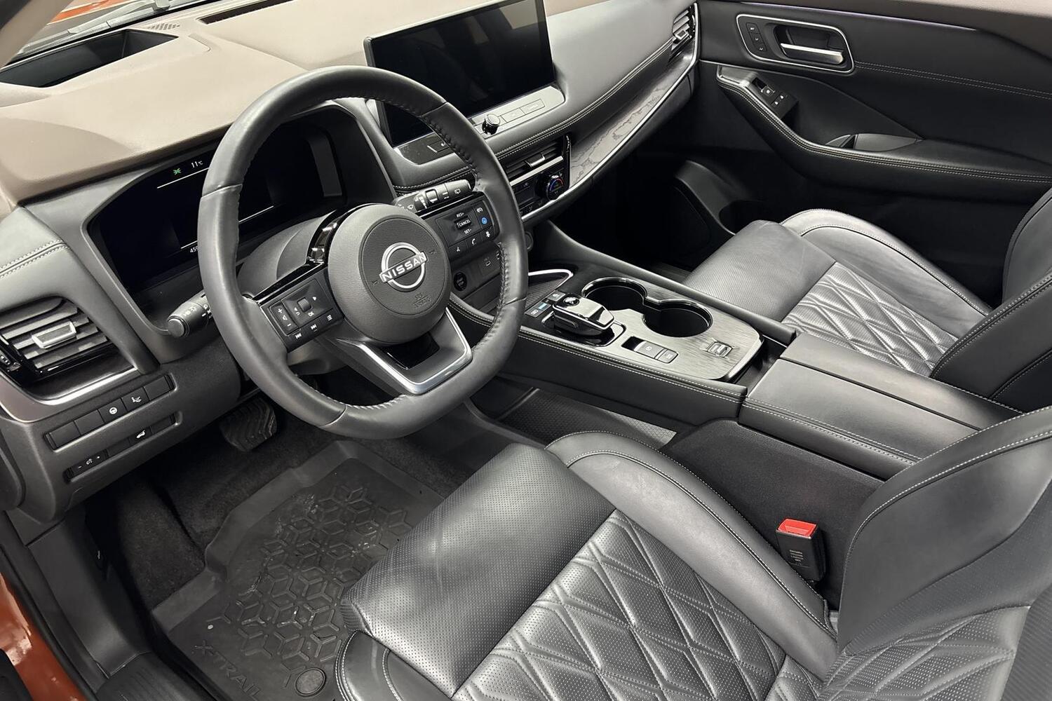 Nissan X-Trail vaihtoauto