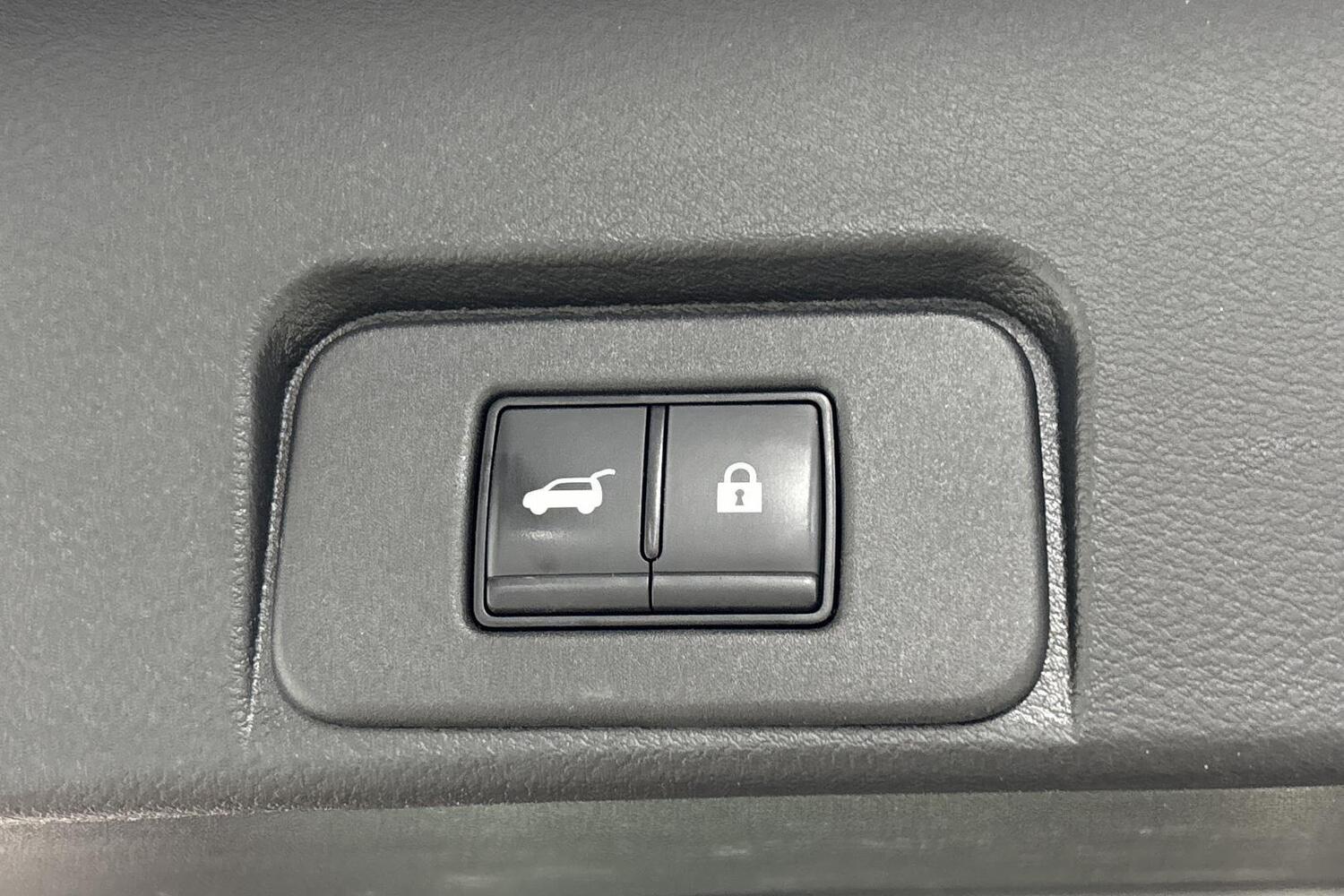 Nissan X-Trail vaihtoauto