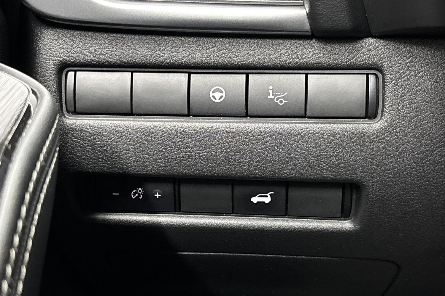 Nissan X-Trail vaihtoauto