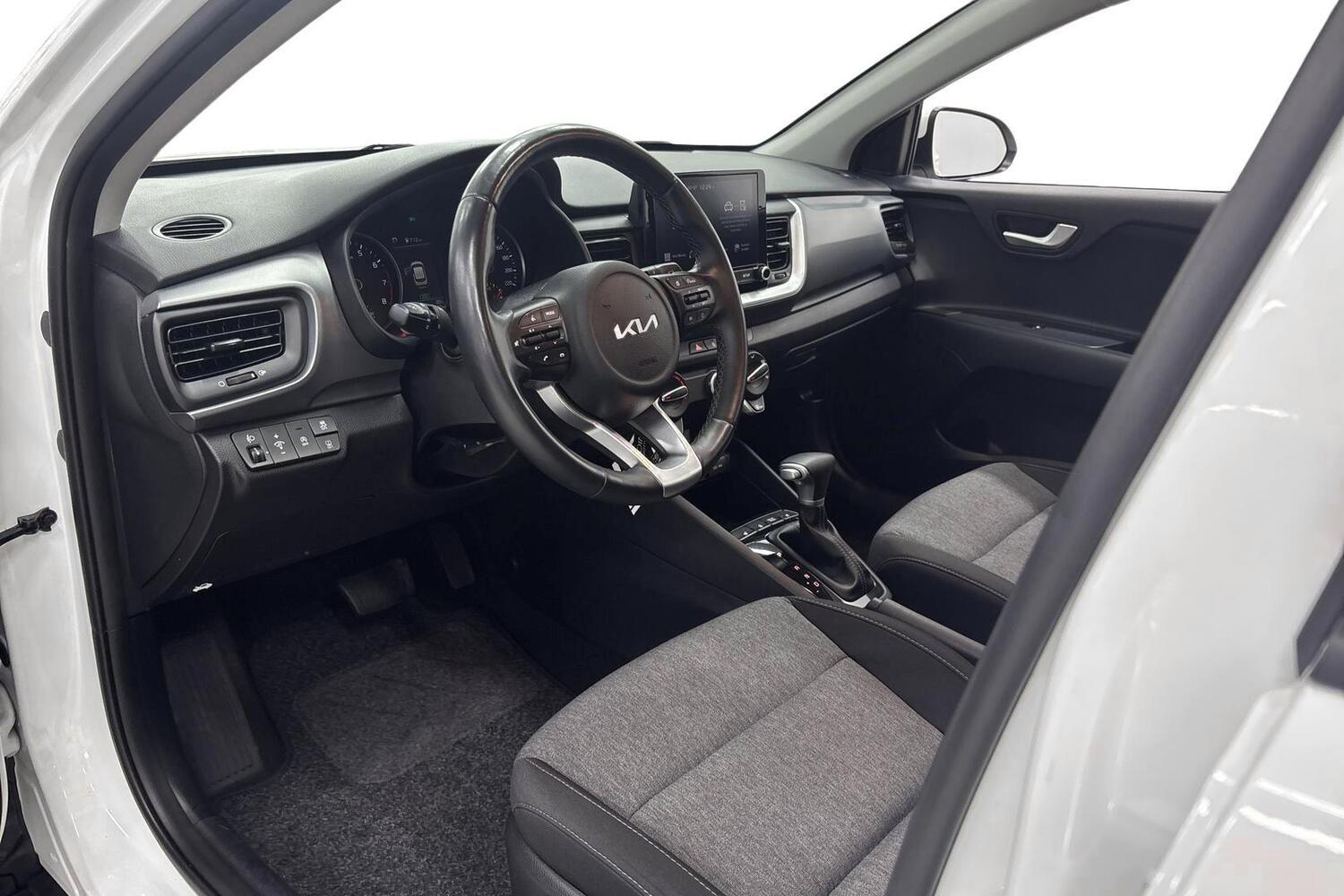 Kia Stonic vaihtoauto