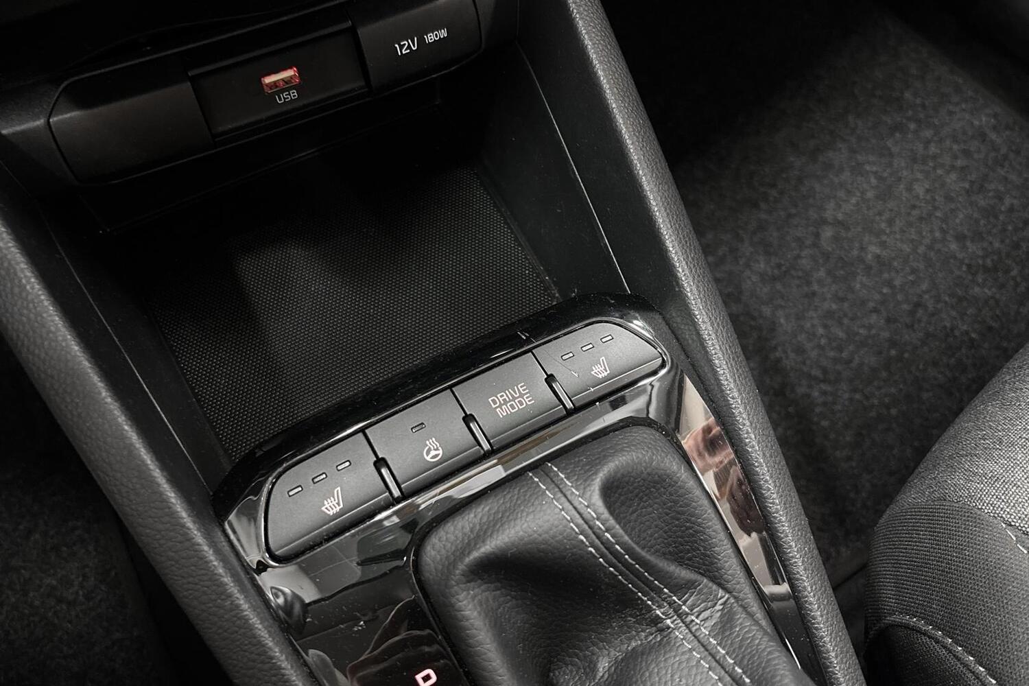 Kia Stonic vaihtoauto