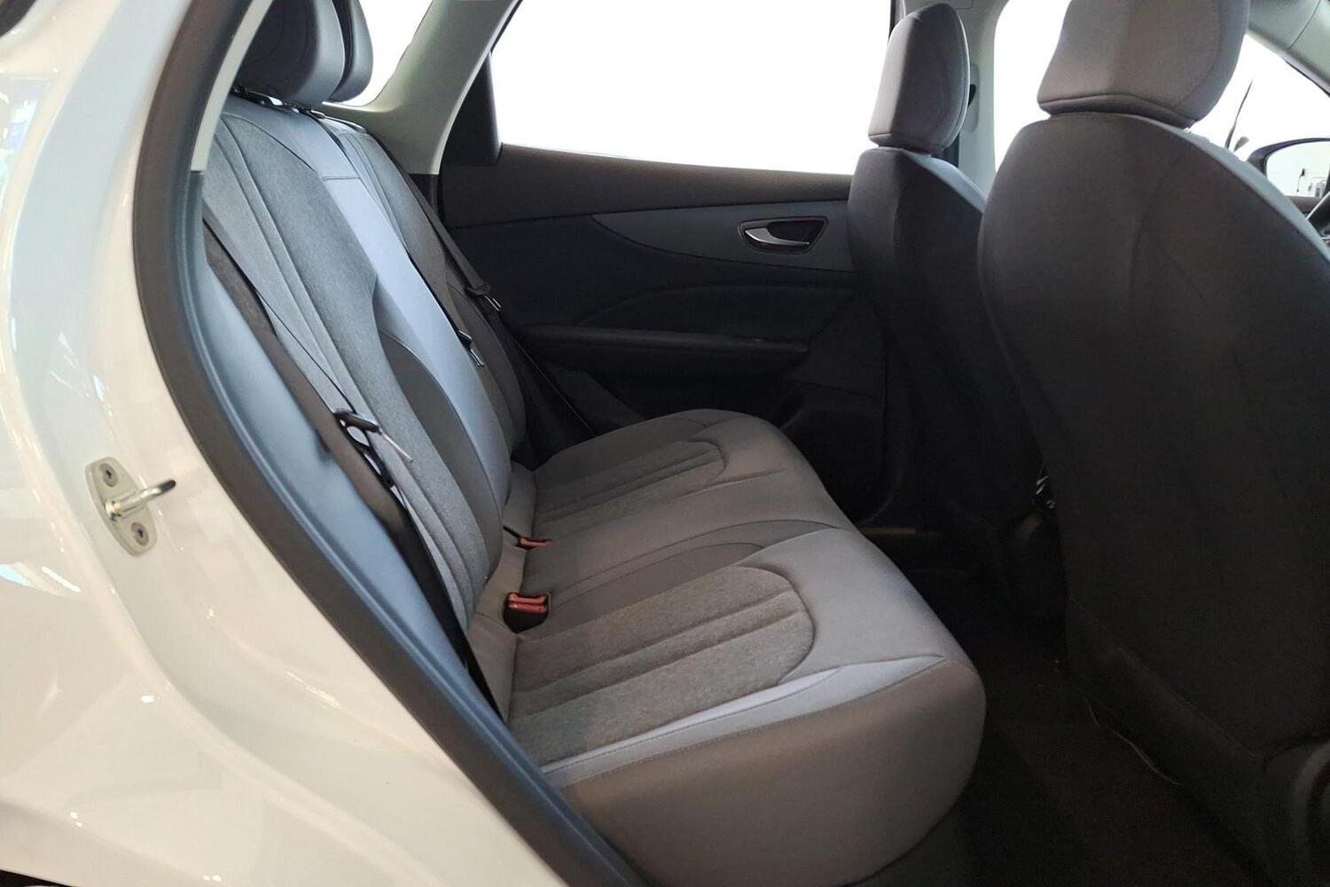 MG MGS5 EV vaihtoauto