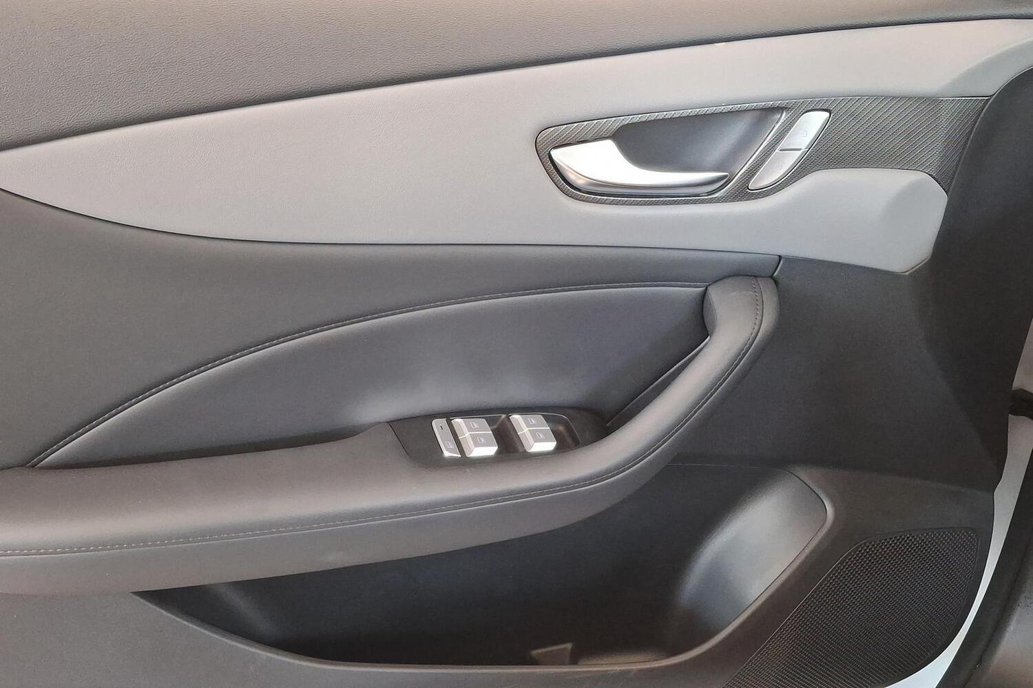 MG MGS5 EV vaihtoauto
