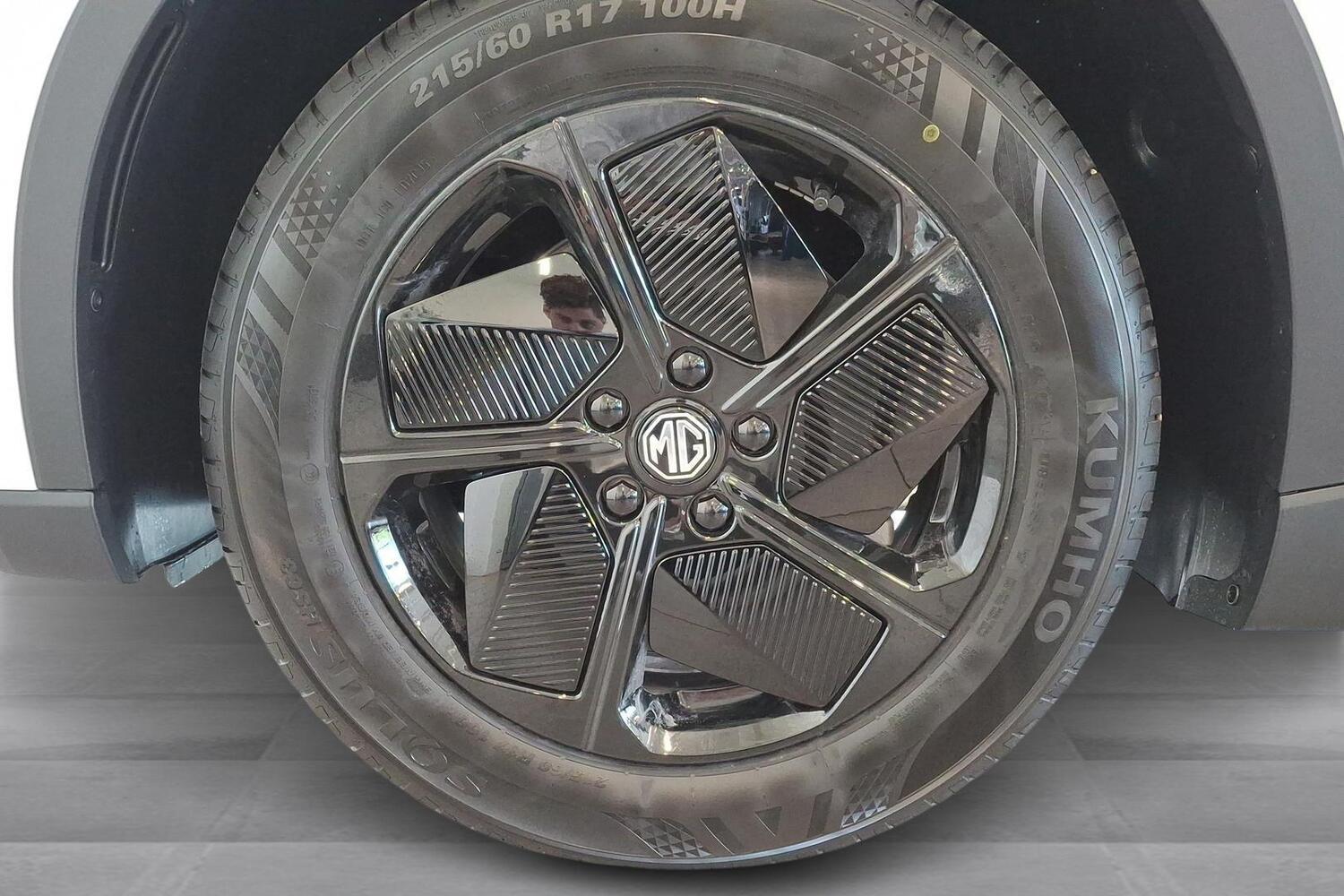 MG MGS5 EV vaihtoauto