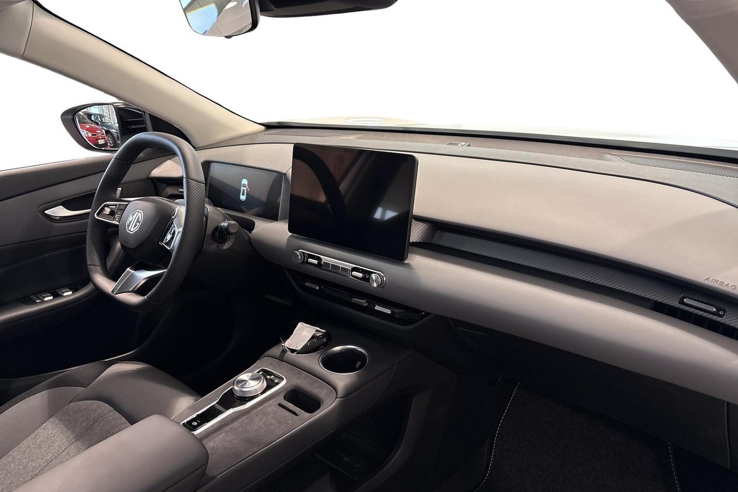 MG MGS5 EV vaihtoauto