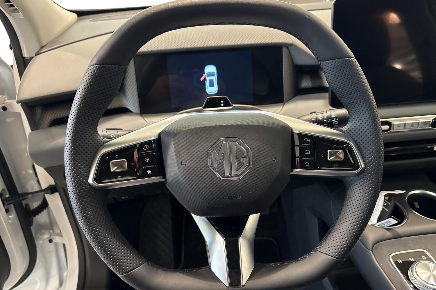 MG MGS5 EV vaihtoauto